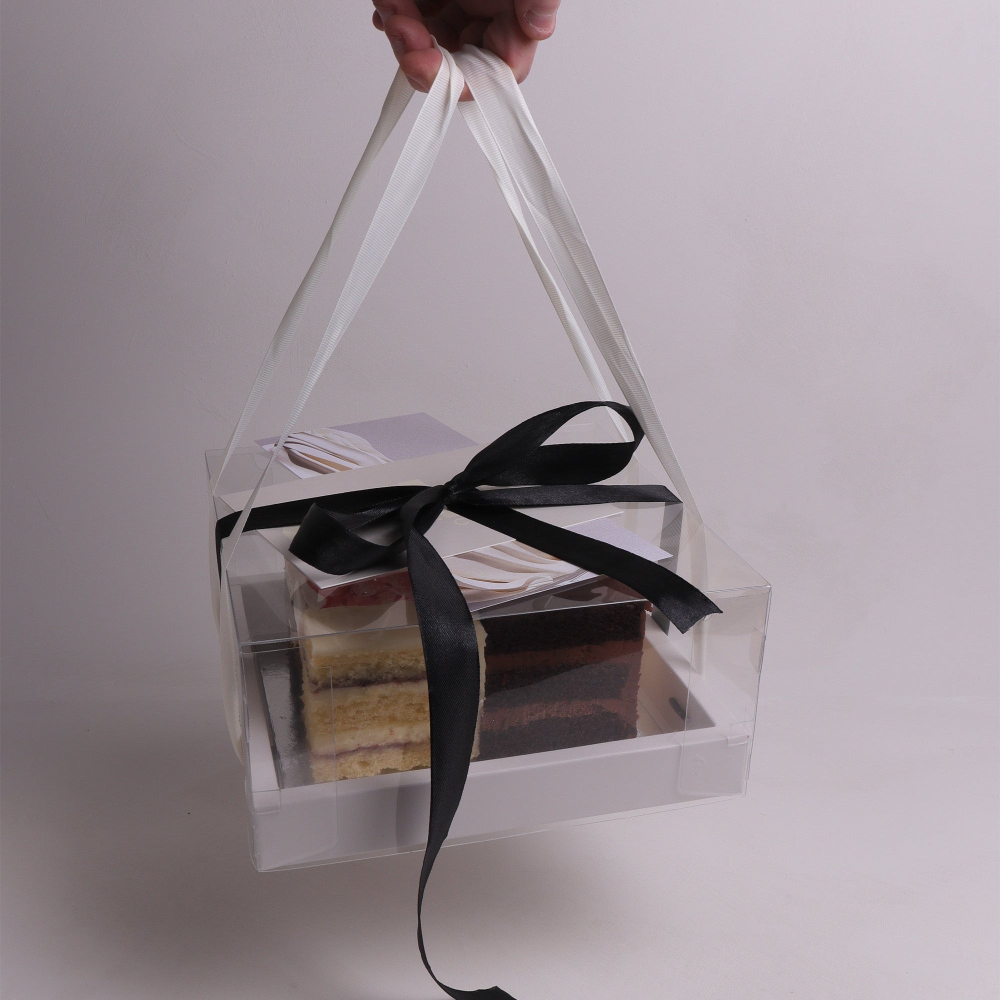 Melbourne wedding cake sample box with 8 luxury flavours