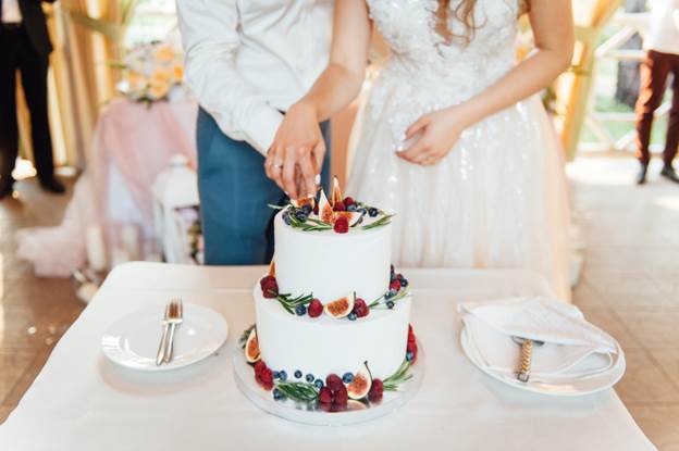 Rustic Wedding Cake Ideas for a Countryside Vibe
